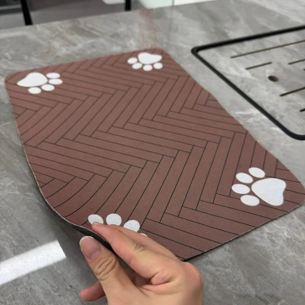 Quick Drying Absorbent Pet Feeding Mat, Non-Slip Rubber